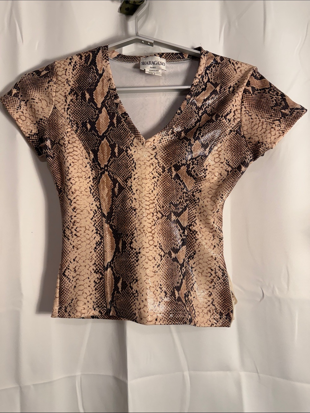 Sharagano Snake-Print V-Neck Short Sleeve Top in Beige and Black.  size: S